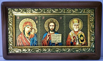 Икона тройник малый темный в киоте из дерева